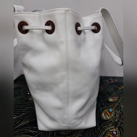 Chanel Bag - Picture 3 of 16